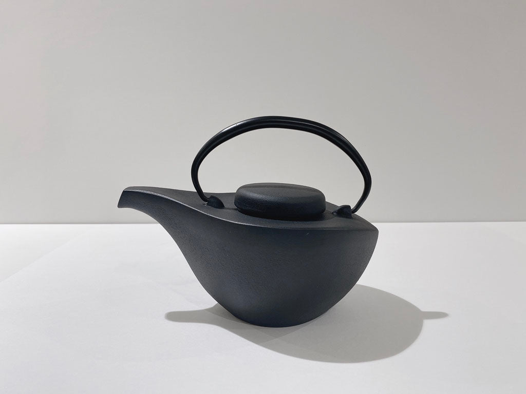 鋳鉄製の茶器 動物彫刻、黒 鈴木盛久工房｜茶味 (Chammy) / 小・中［動物・インテリア・南部鉄器