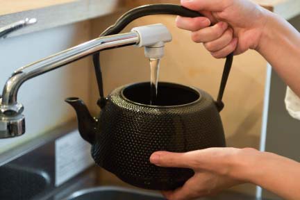 岩鋳の鉄瓶お手入れ